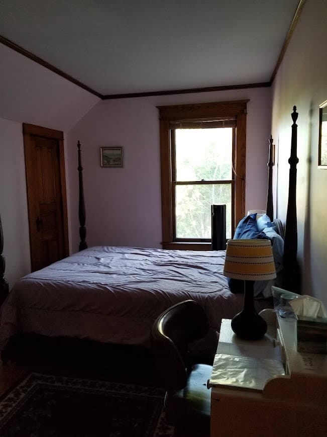 Birch room is neighboring room.